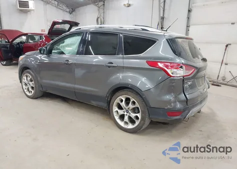 2013 Ford Escape Titanium z USA, uszkodzony, nr VIN 1FMCU0J94DUB85145